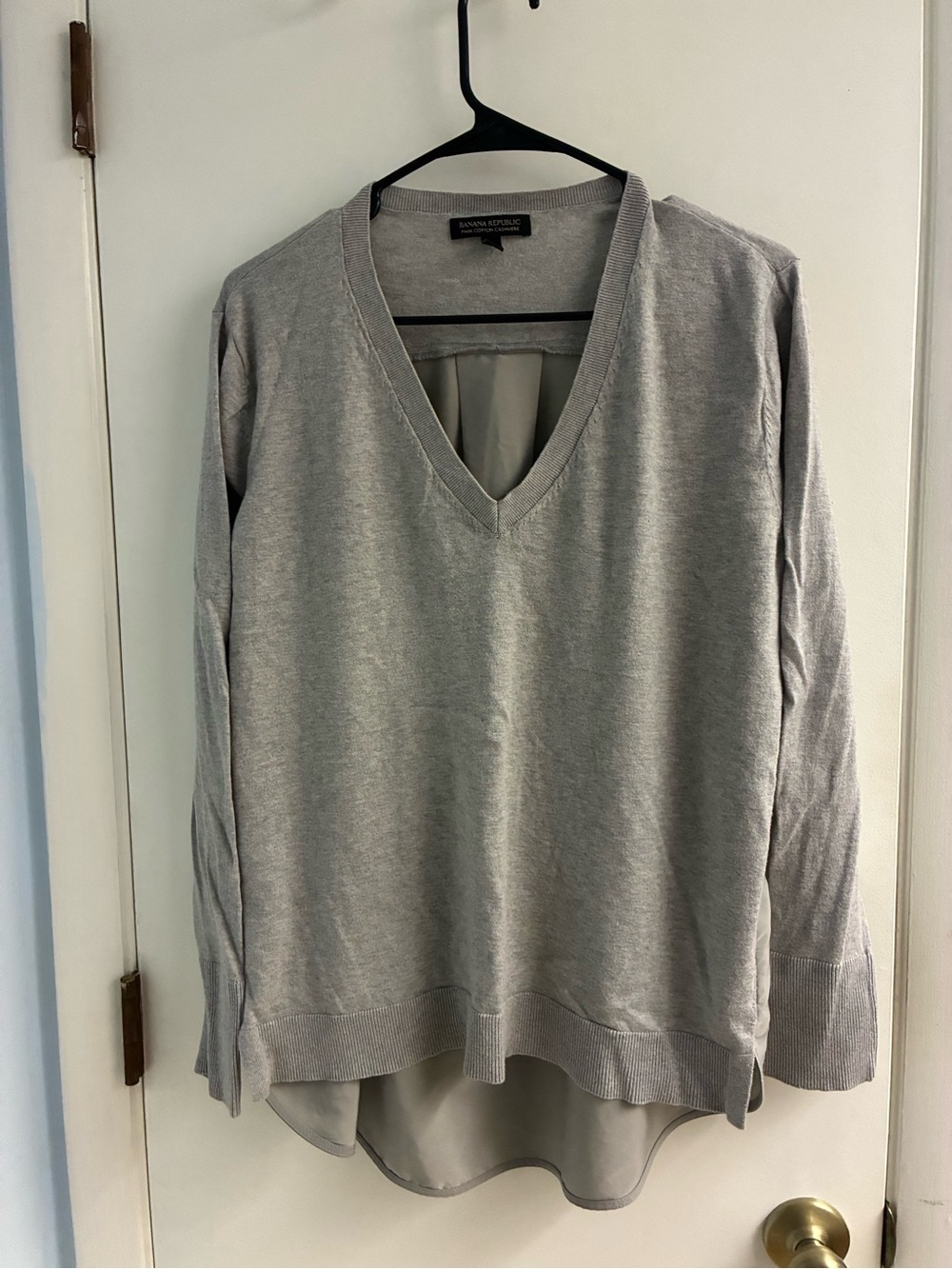 Banana Republic Light Gray V-Neck Layered Pullover